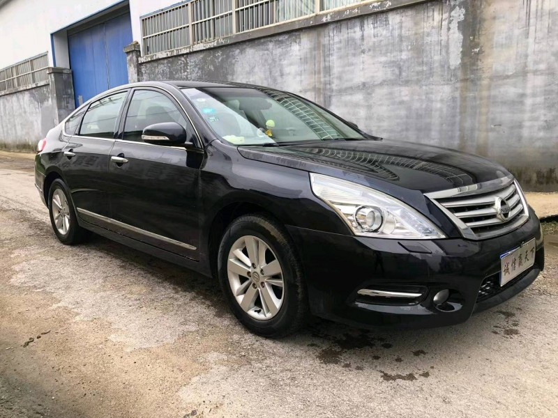 濟寧12年日產天籟8