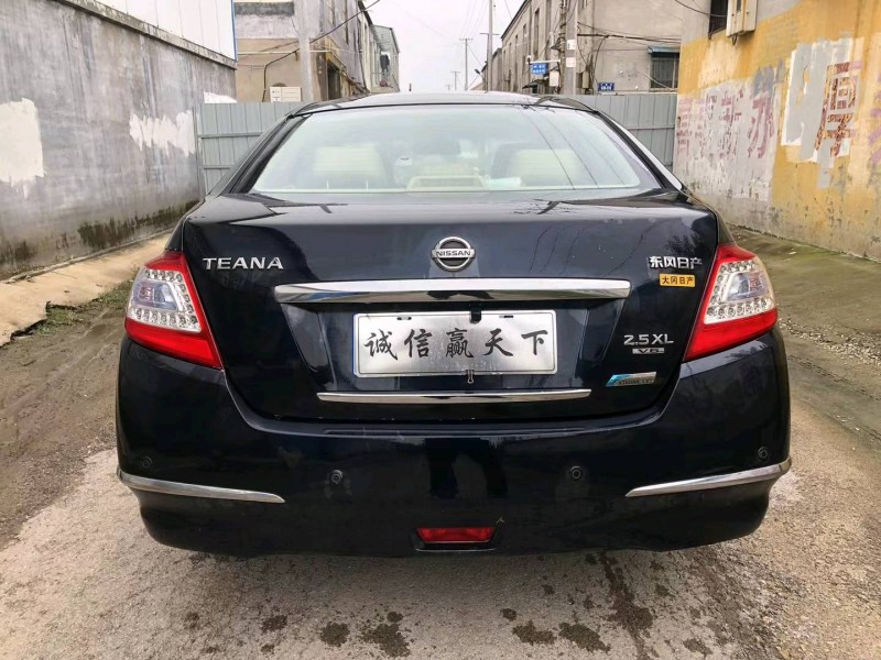 濟寧12年日產天籟1