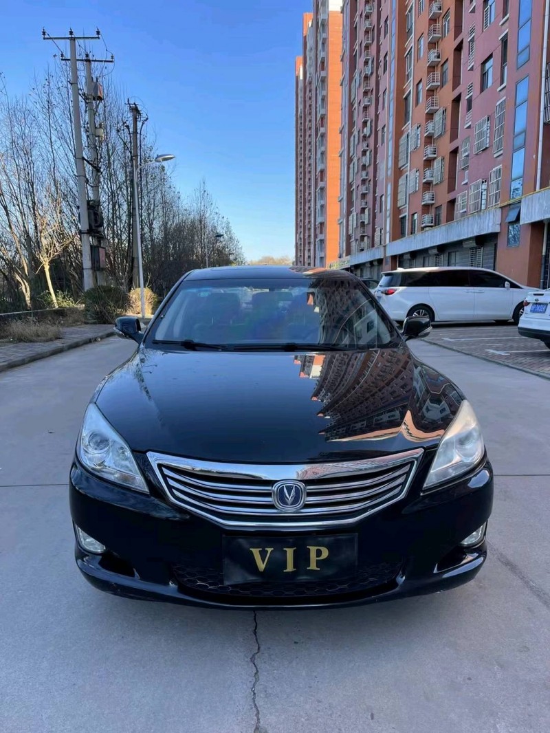 邢臺15年長安汽車睿騁8