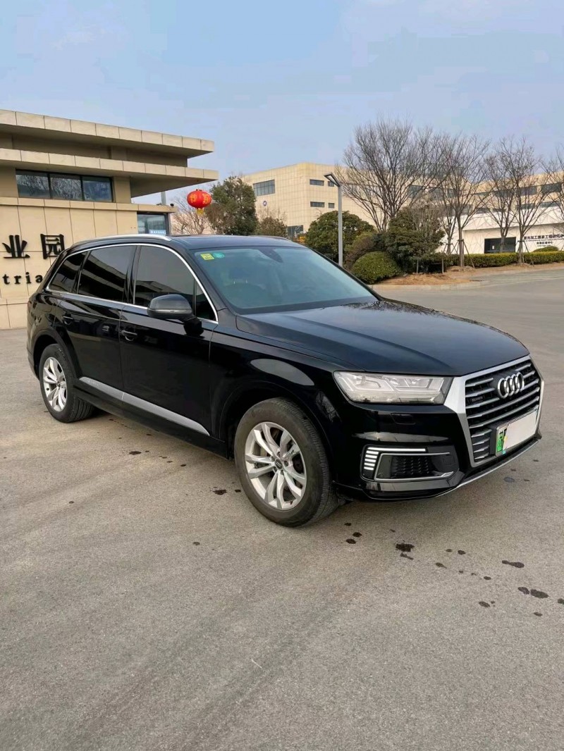 宿遷19年奧迪Q73