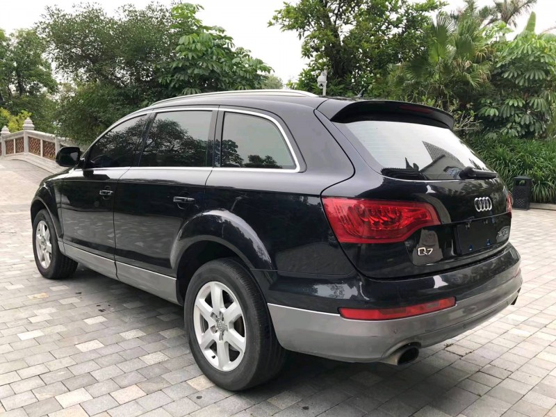 广州13年奥迪Q74