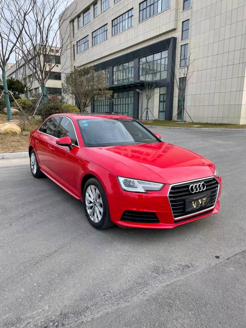 徐州17年奥迪A4L3