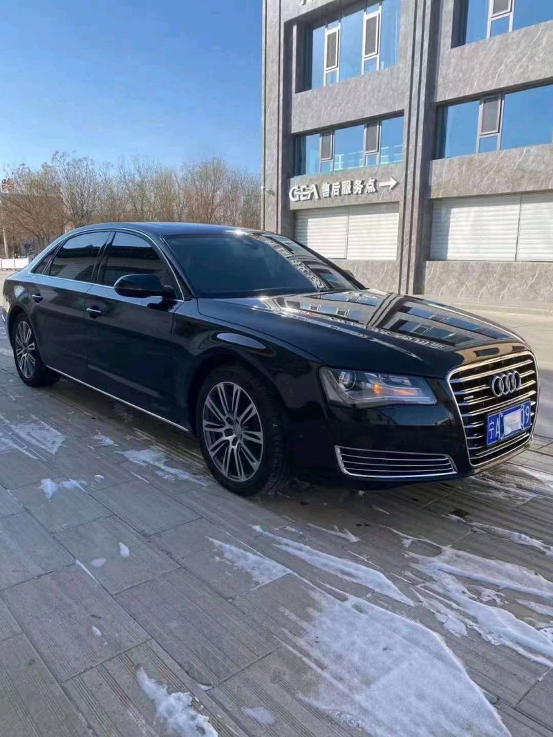 中衛13年奧迪A8L3