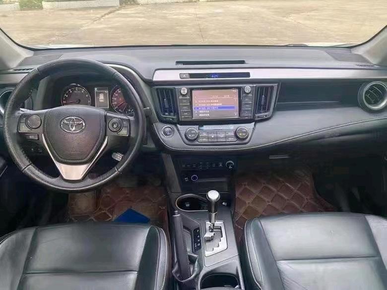 湛江16年豐田RAV4榮放4