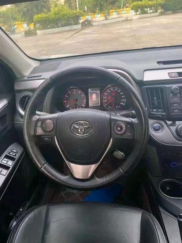 湛江16年豐田RAV4榮放5