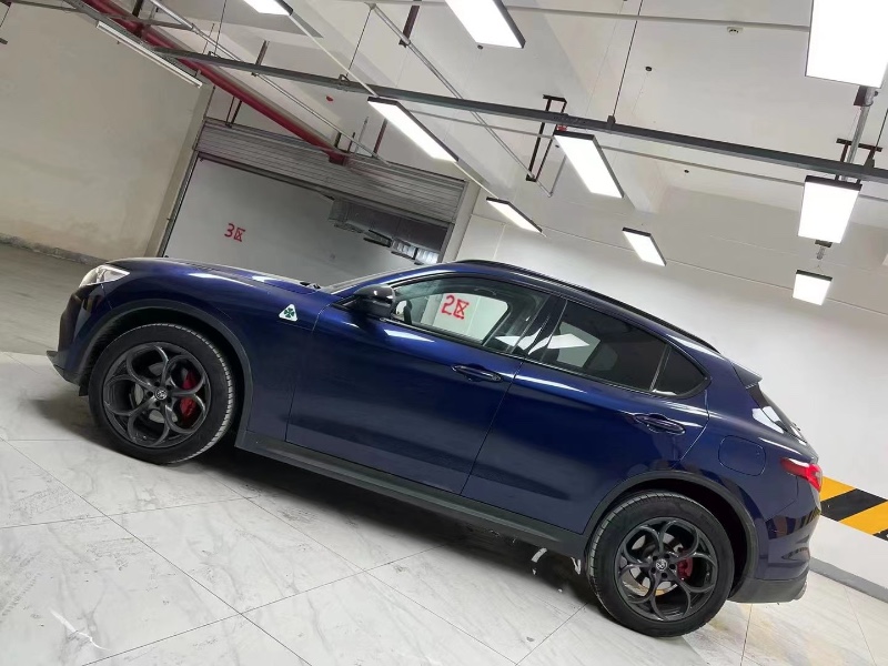 成都19年阿爾法·羅密歐Giulietta3