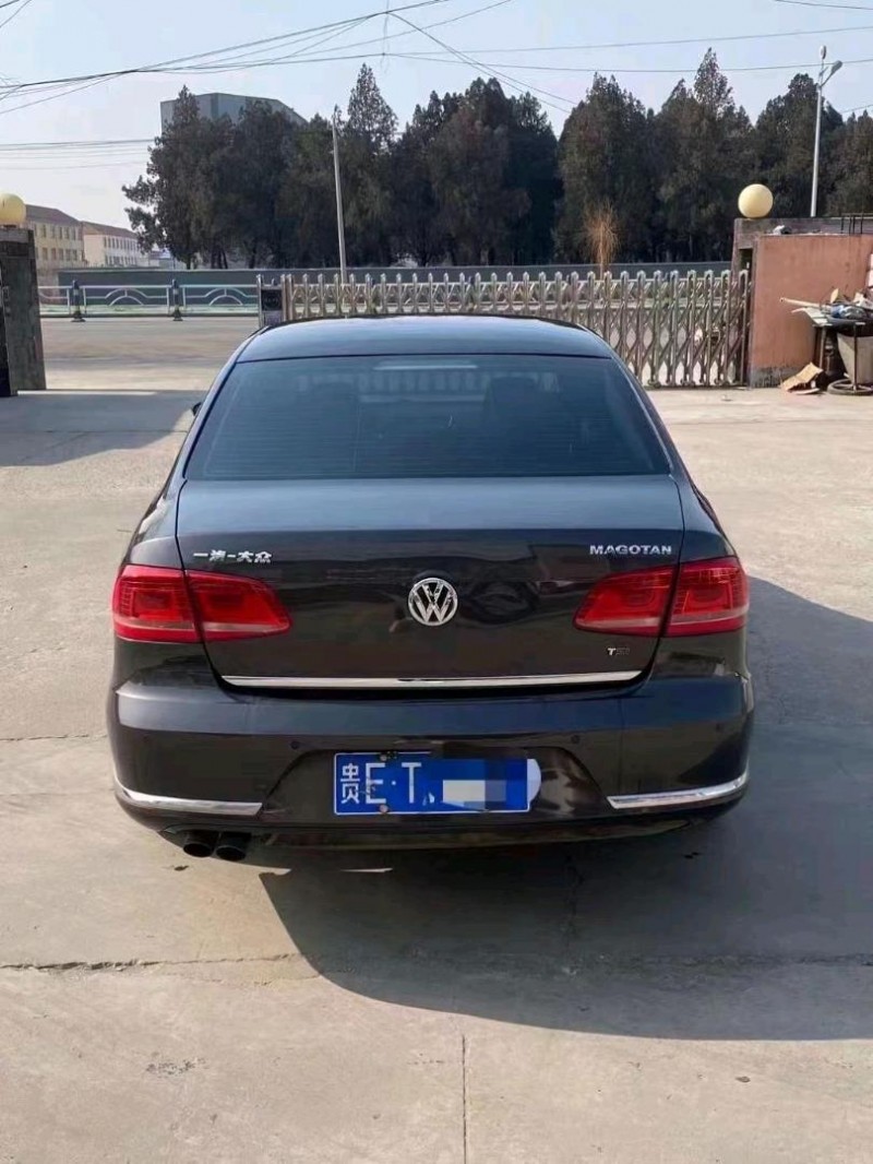 北京16年大众迈腾8