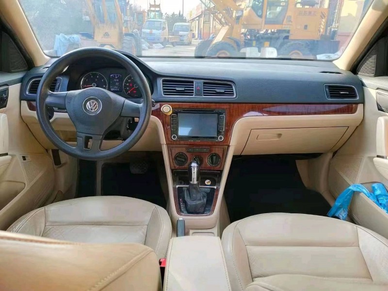 济宁13年大众朗逸4