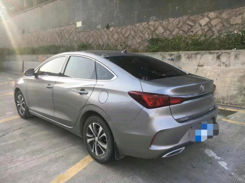 南平20年長安汽車逸動9
