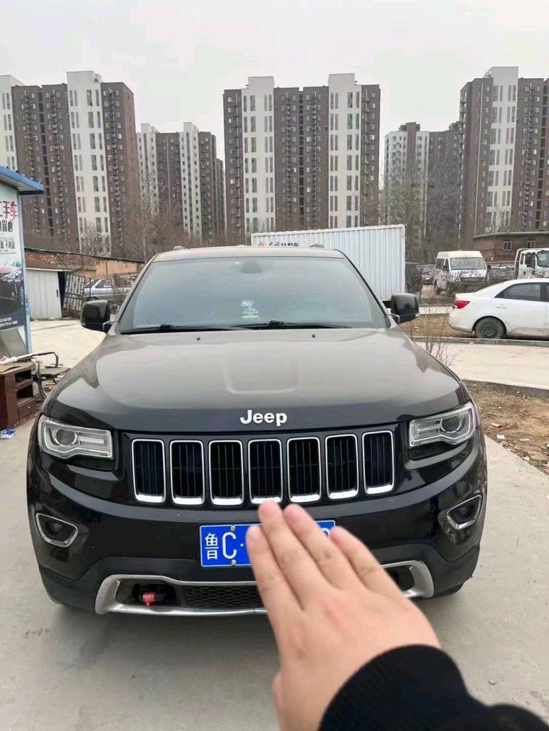 濰坊14年Jeep大切諾基1