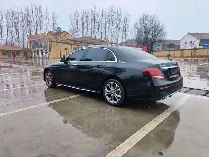 北京20年奔驰E7