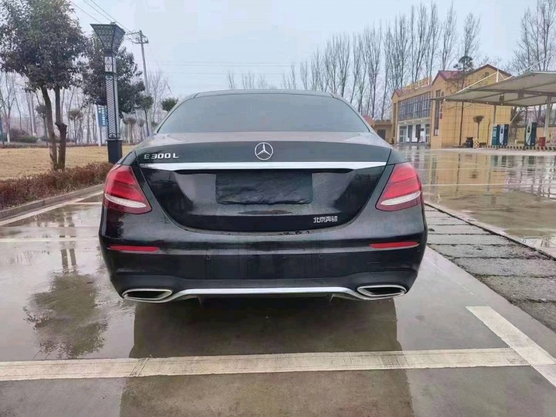 北京20年奔驰E9
