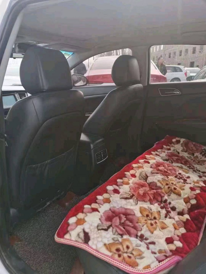 北京14年现代名图5