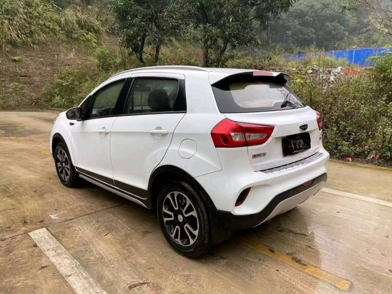 北京18年吉利远景X38