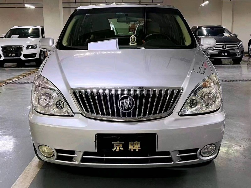 邢臺12年別克GL81