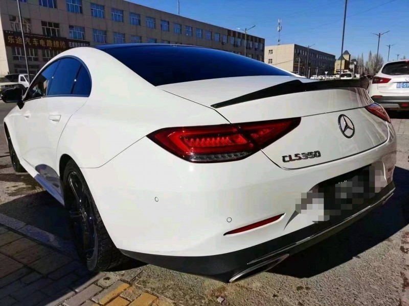 平涼19年奔馳CLS6