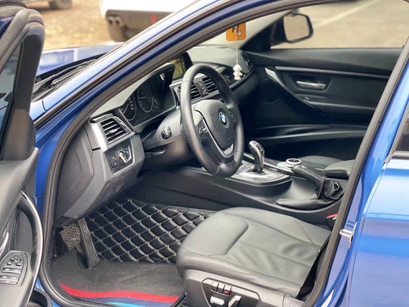 北京16年宝马3系5