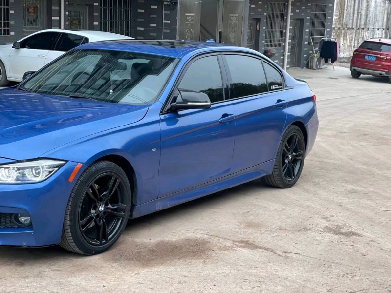 北京16年宝马3系6