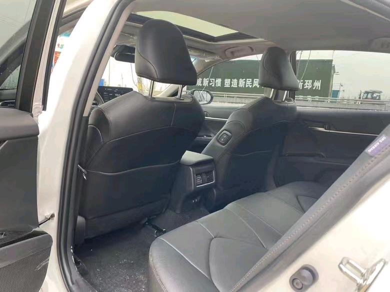 徐州21年丰田凯美瑞6