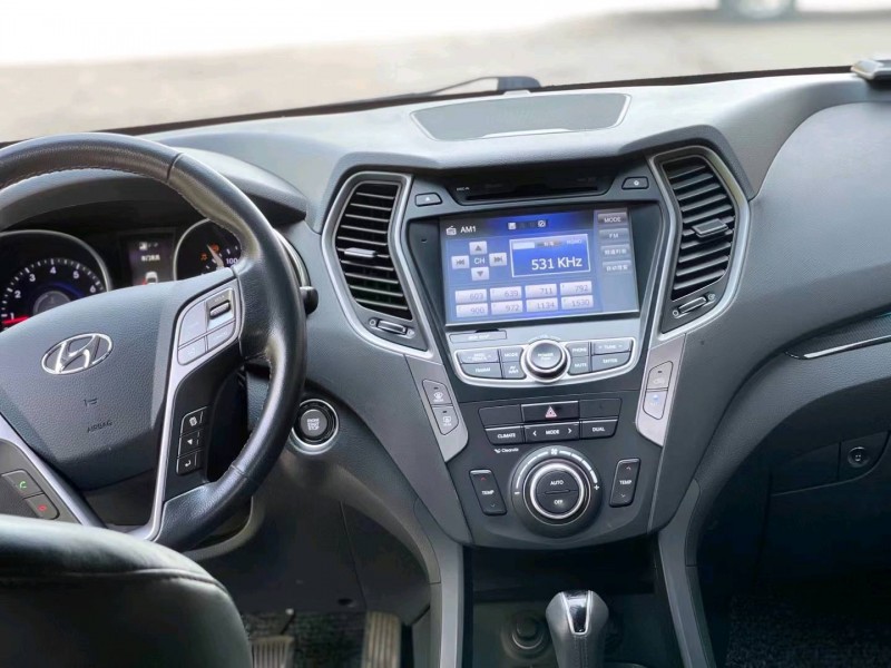 北京16年现代新胜达6