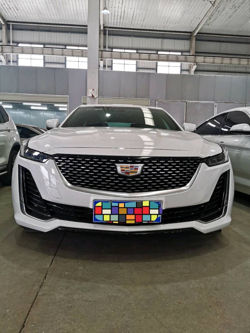 玉林21年凱迪拉克CT51