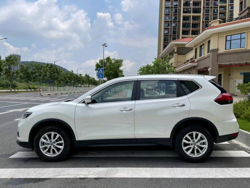 廣州20年日產奇駿6