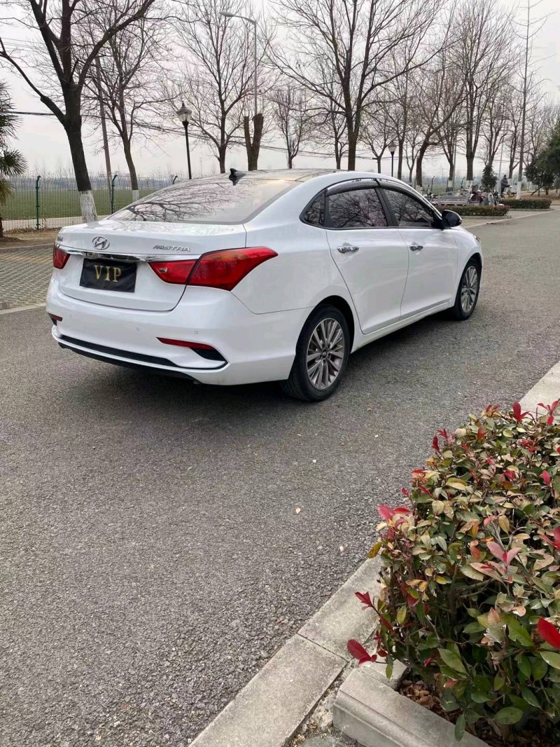 徐州19年现代名图8