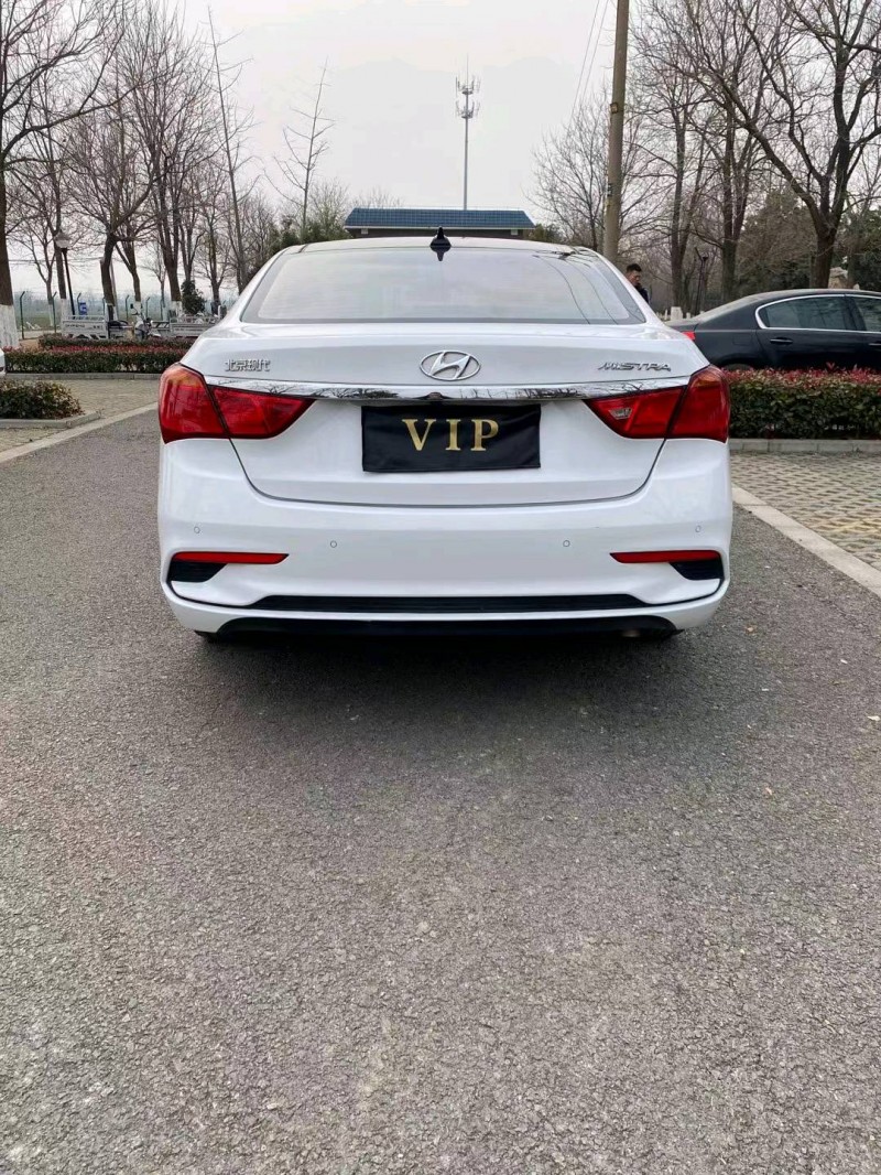 徐州19年现代名图9