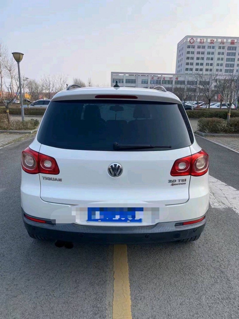 濰坊11年大眾途威8