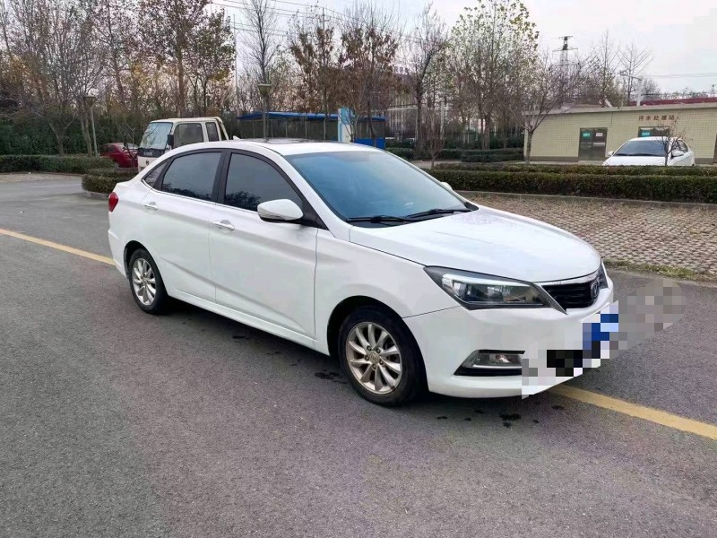 濰坊15年長安汽車悅翔V73