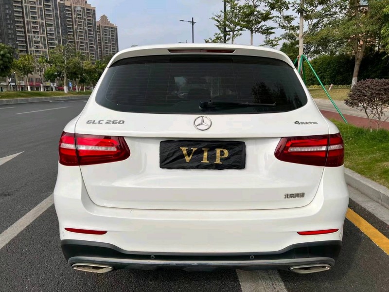 广州18年奔驰GLC9