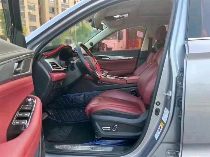 廈門20年長安汽車CS856