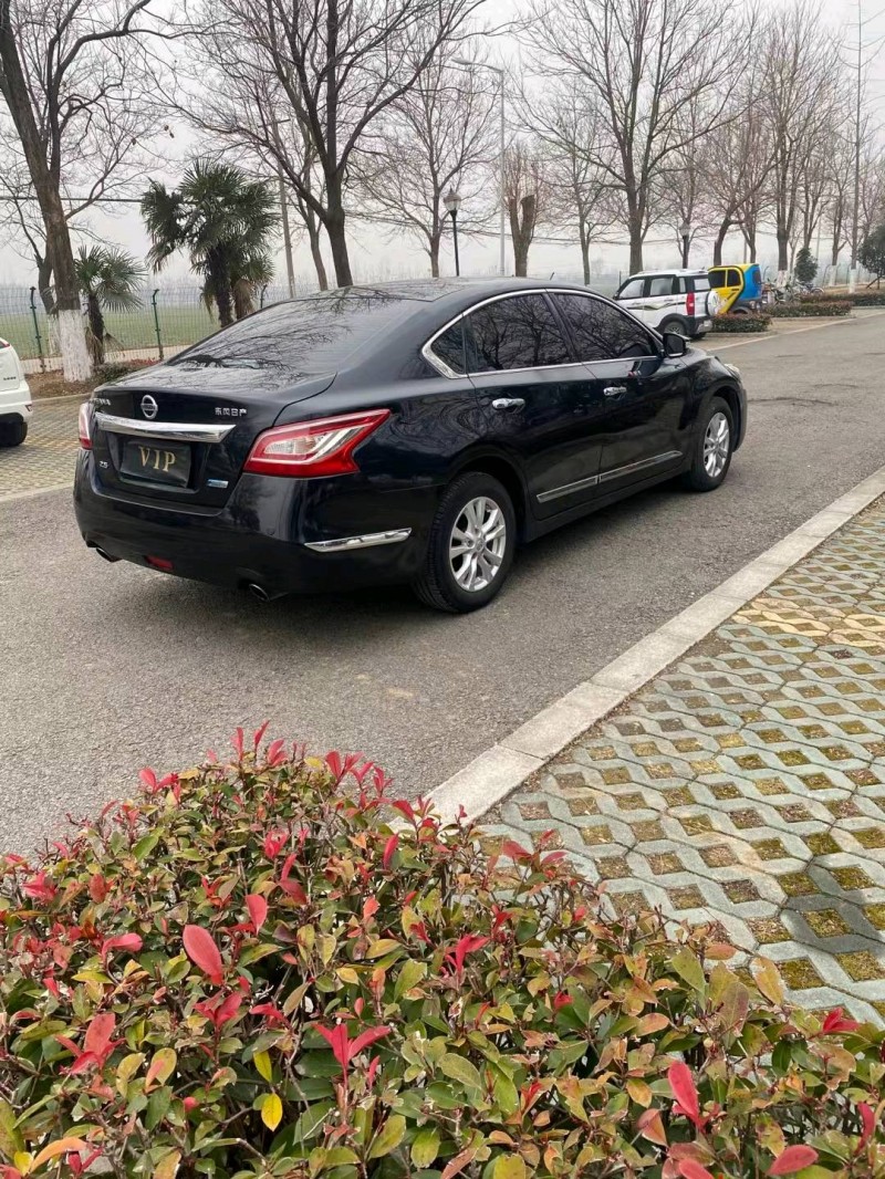 徐州14年日產天籟2