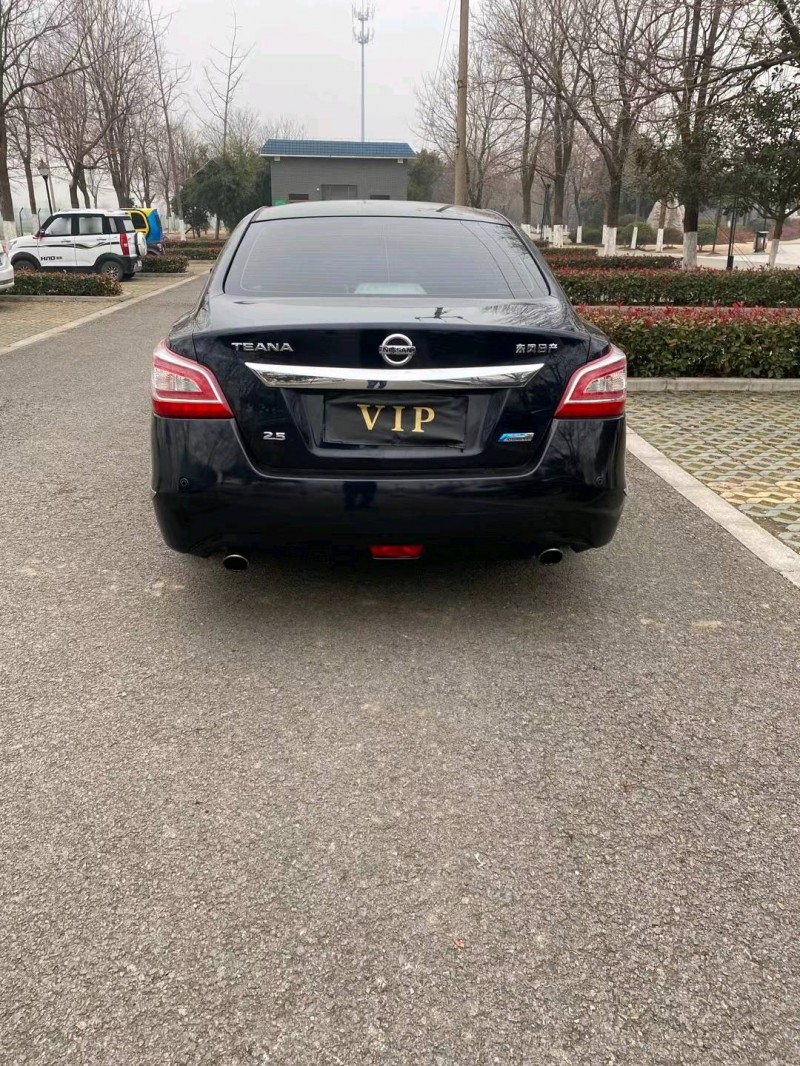 徐州14年日產天籟1