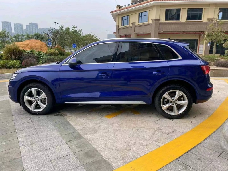 广州19年奥迪Q56