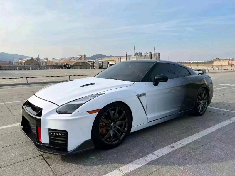 煙臺12年日產GT-R2