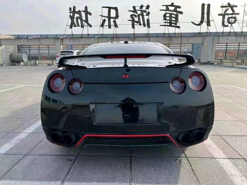 煙臺12年日產GT-R7
