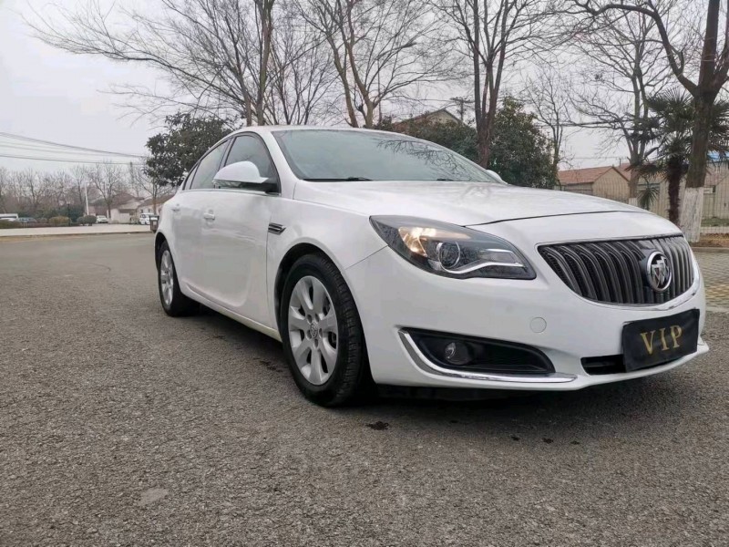 徐州14年别克君威8