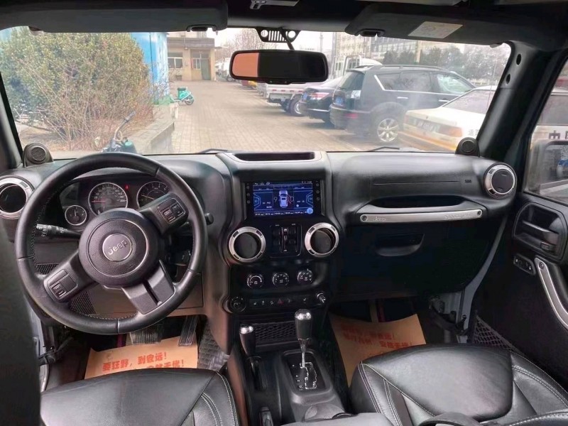 晉中14年Jeep牧馬人4