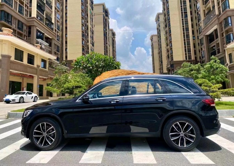 广州21年奔驰GLC4