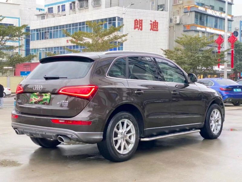 東莞15年奧迪Q58