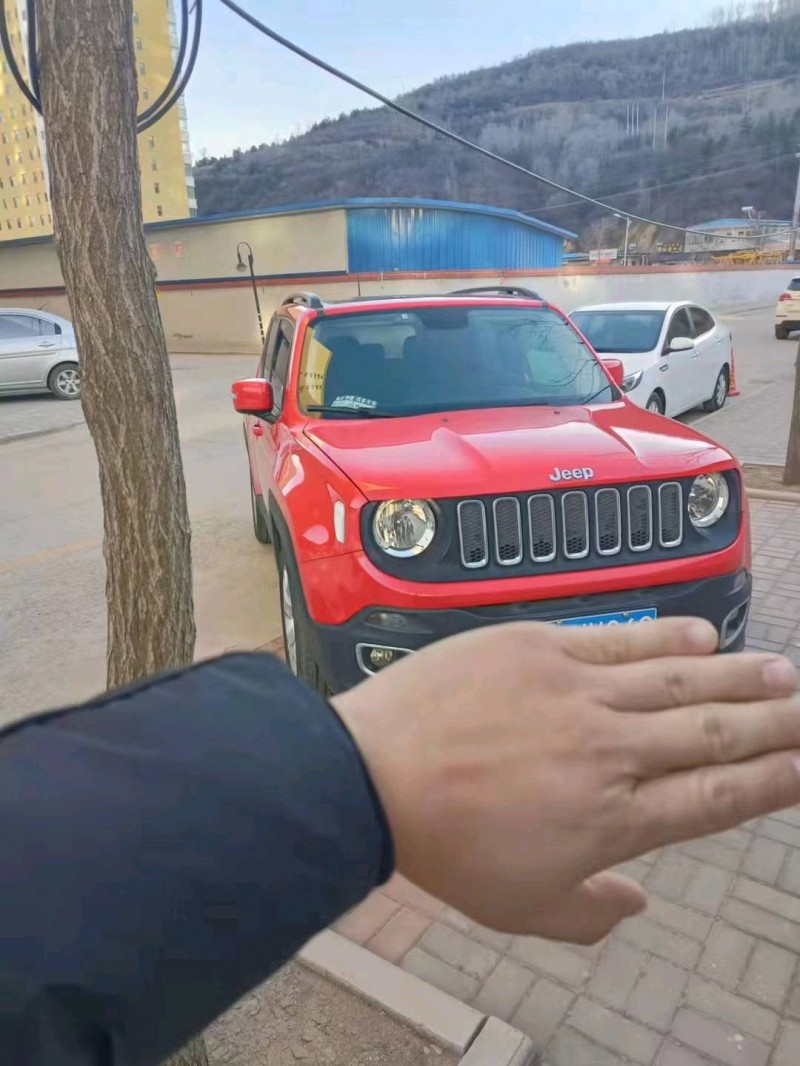 長治17年Jeep自由俠1
