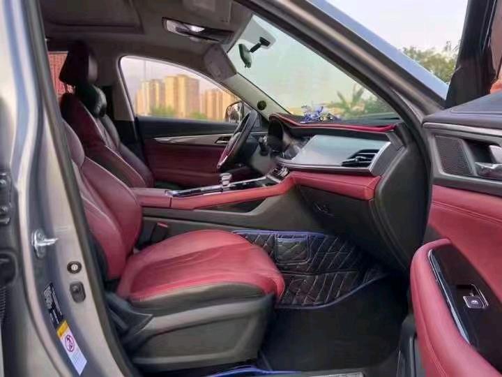 龍巖20年長安汽車CS855