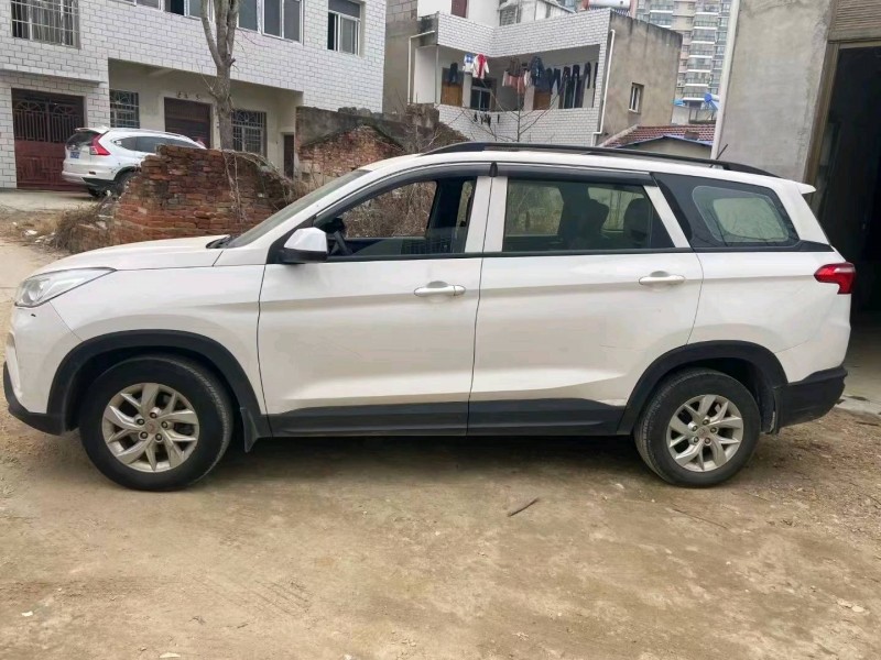 長沙19年五菱汽車宏光S32