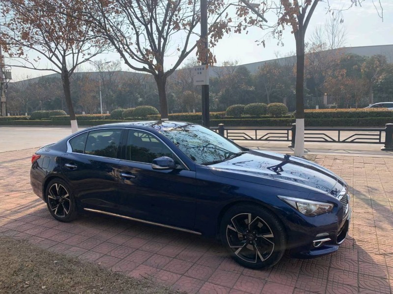 銅陵17年英菲尼迪Q50L2