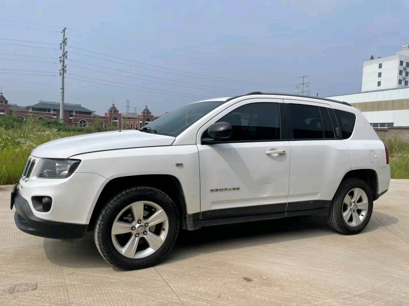 宜昌13年Jeep指南者3