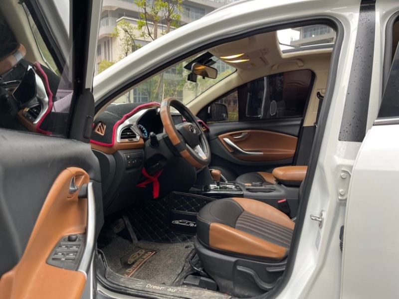 東莞17年東南汽車DX75
