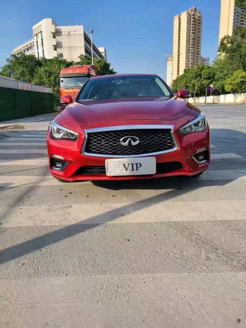 佛山19年英菲尼迪Q50L1