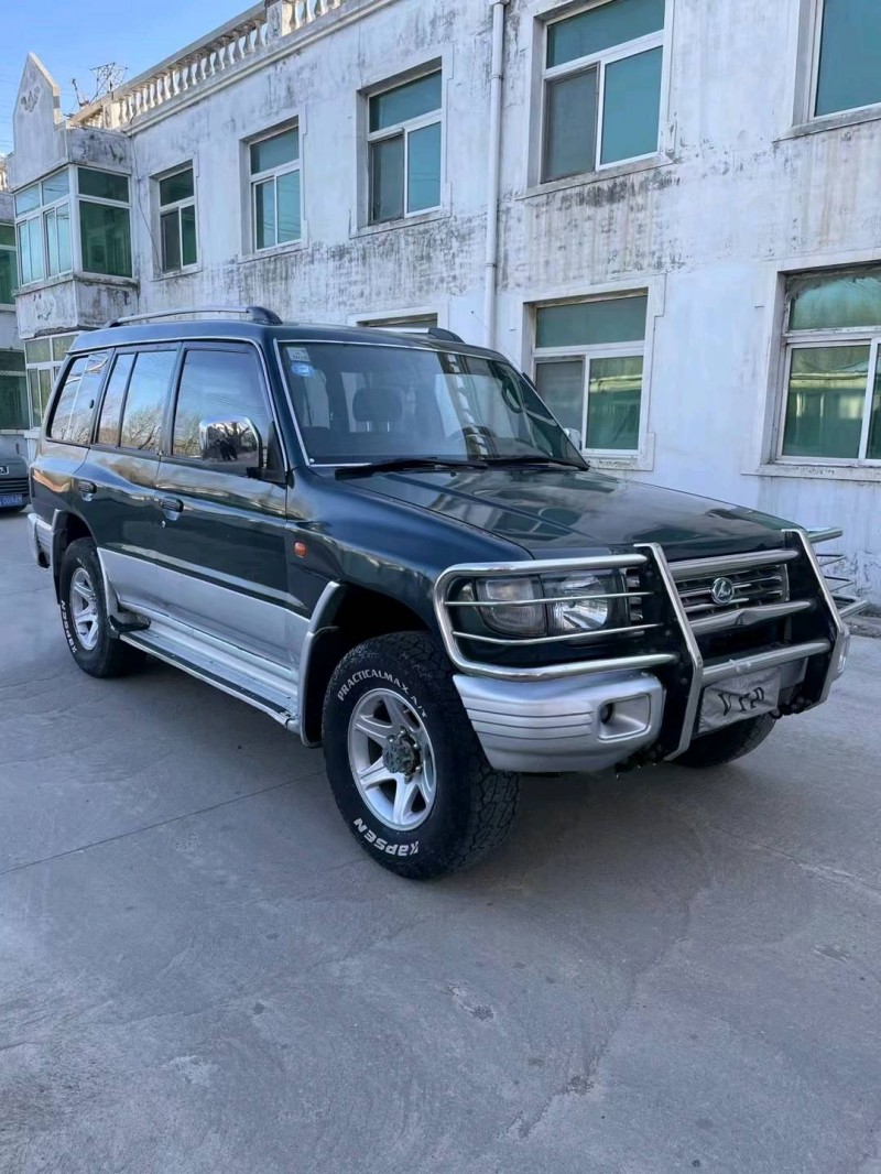 沈陽16年獵豹汽車黑金剛2