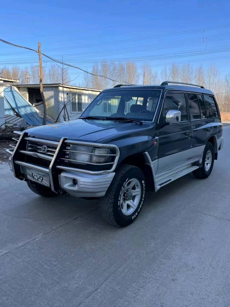 沈陽16年獵豹汽車黑金剛3